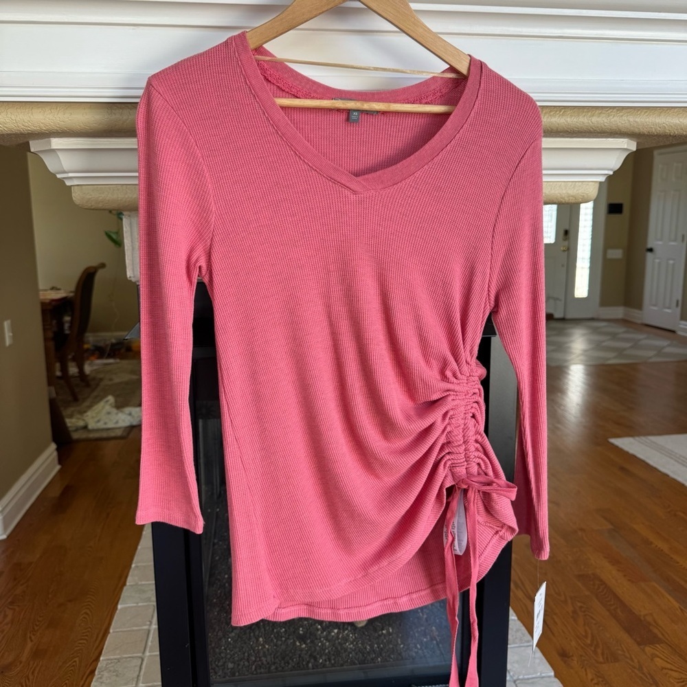 NWT Thermal Cinched Side Casual Comfy Top